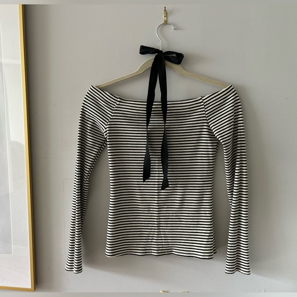 Stripe off shoulder top. - Picture 1 of 3